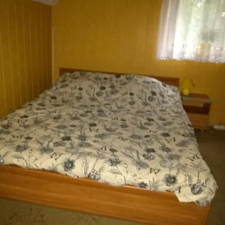 Prázdninový dům Domek Pod Lasem Na Mazurach Ryn (Warmian-Masurian)
